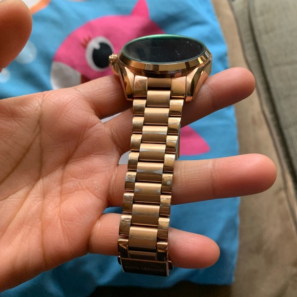 Michael Kors MK Bradshaw Smartwatch Watch w/ Accessories EUC - Picture 12 of 16